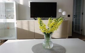 Bam Apartments